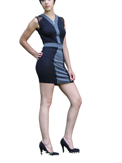Robe en tulle viscose lycra avec dos sans manches et col en V